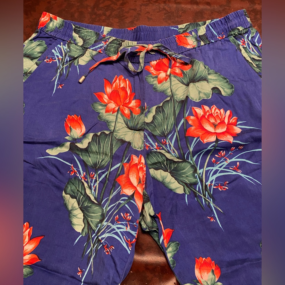 Tommy Bahama Capris